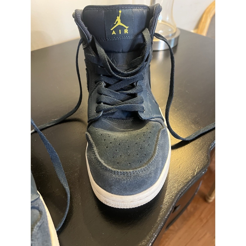 Nike Air Jordan 1 Mid Armory Navy Blue‎ 554724-421 Men's Size 11.5 EUC - Picture 6 of 14